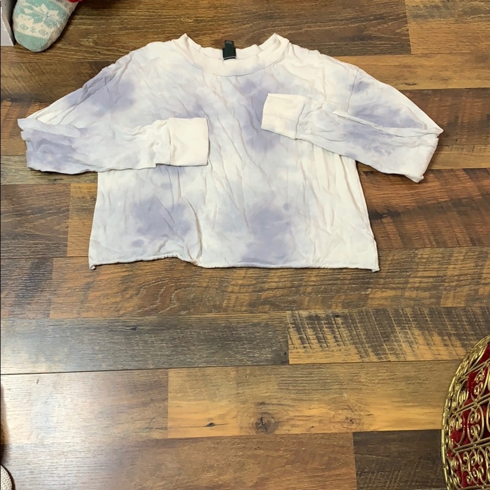 Blue and white tie dyed long sleeve crop top